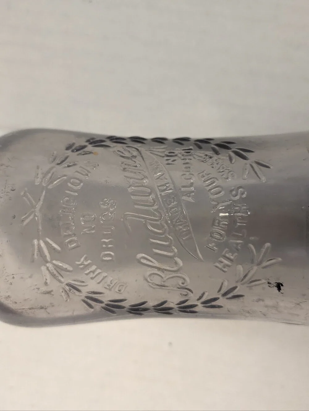 Antique 1910s Bludwine Soda Bottle 7 fl oz Embossed Wheat Wreath No Drugs Clear